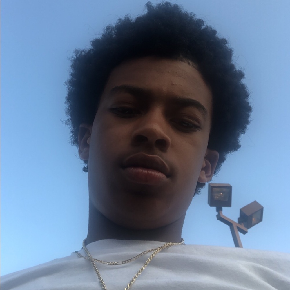 Meet your Posher, Isaiah